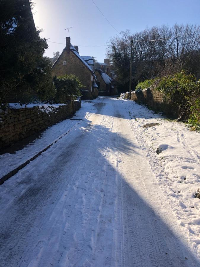 Wisteria Cottage - Hillside Holiday Cottages, Cotswolds Warmington Eksteriør billede